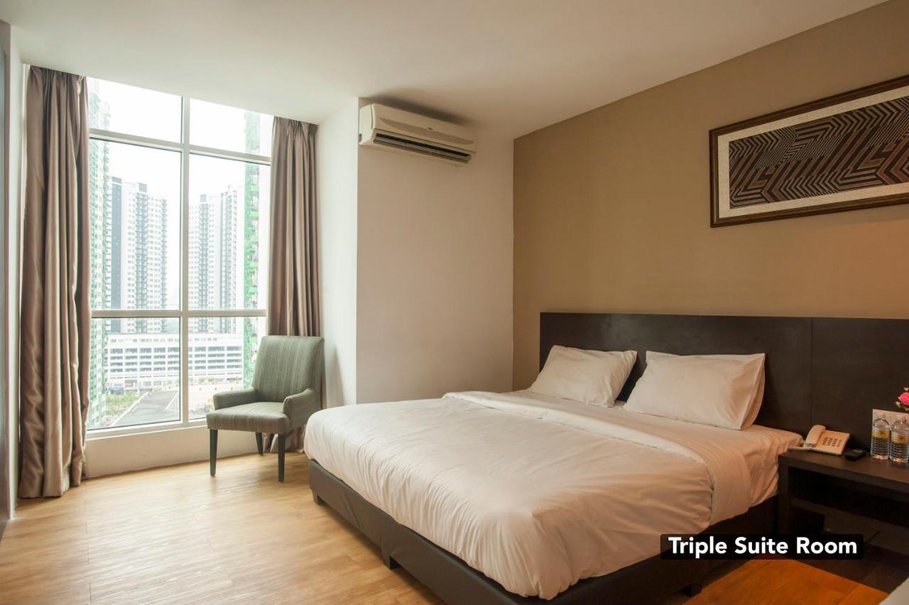 Summit Signature Hotel Oug Kl Kuala Lumpur Esterno foto